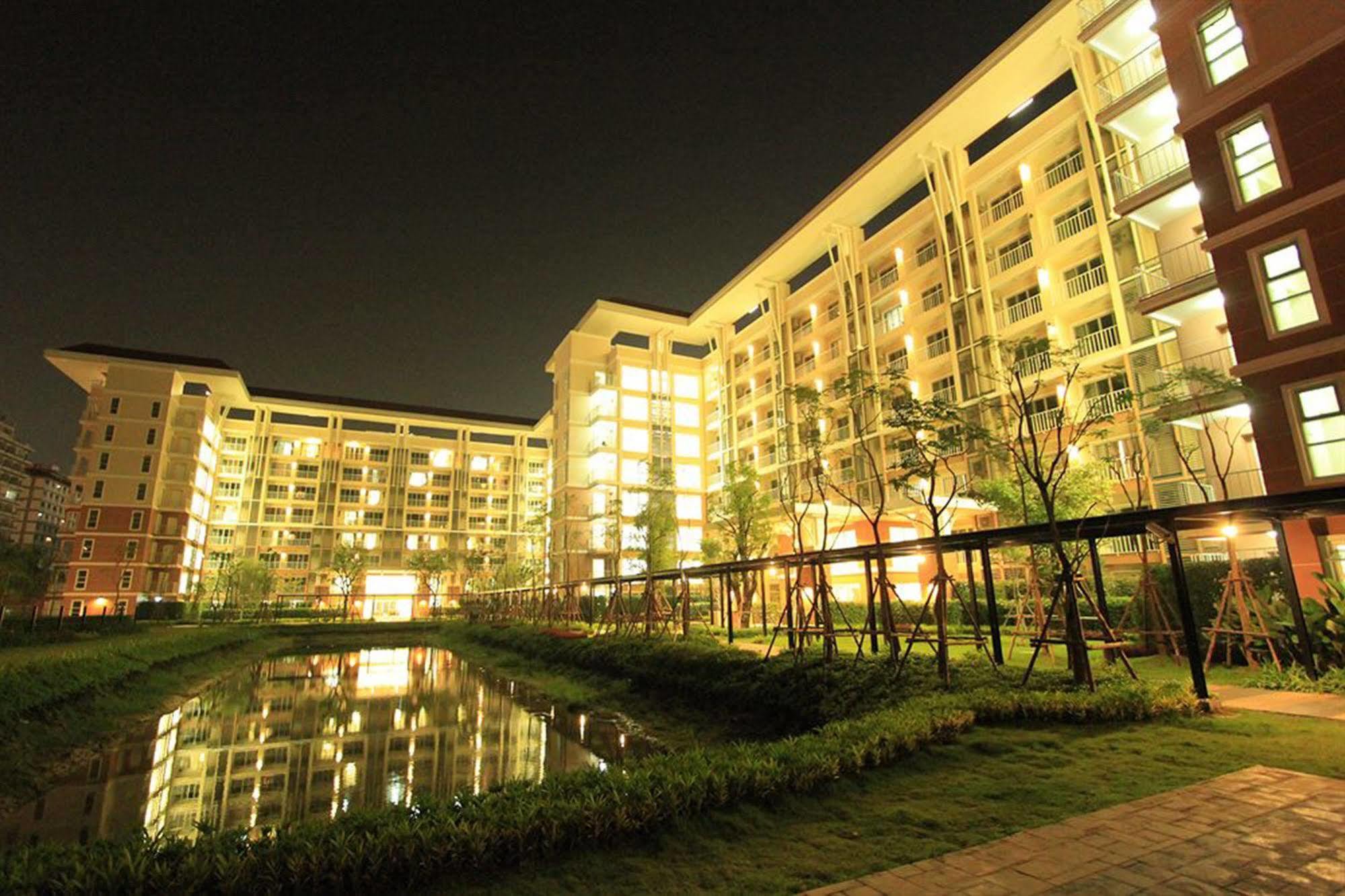 Grow Residencias Bangkok Exterior foto